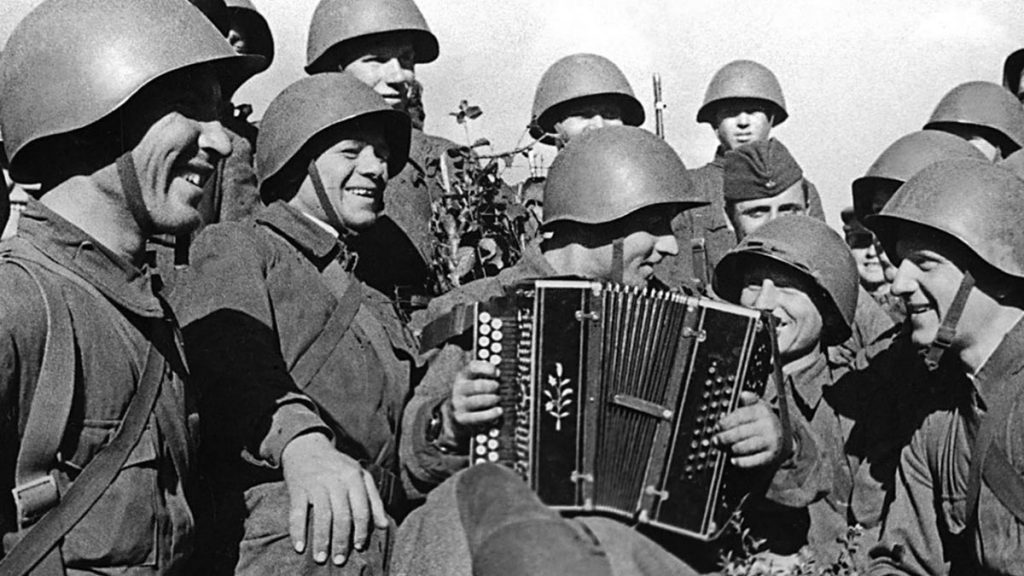6 мая К 75-летию Победы  в Великой Отечественной войне Литературно-музыкальная программа «Война, молодость, любовь»