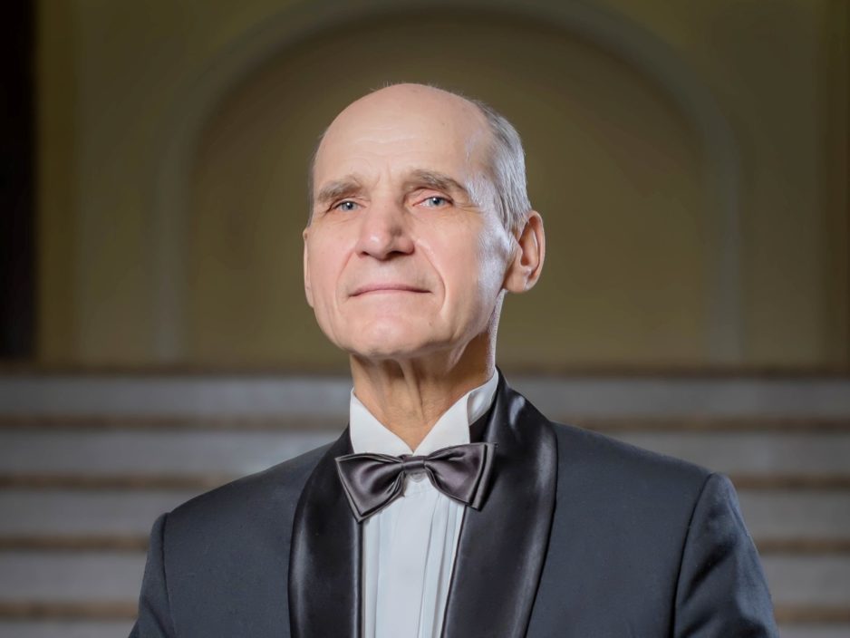Леонид Букин - "Я чувствую сердце каждого зрителя»